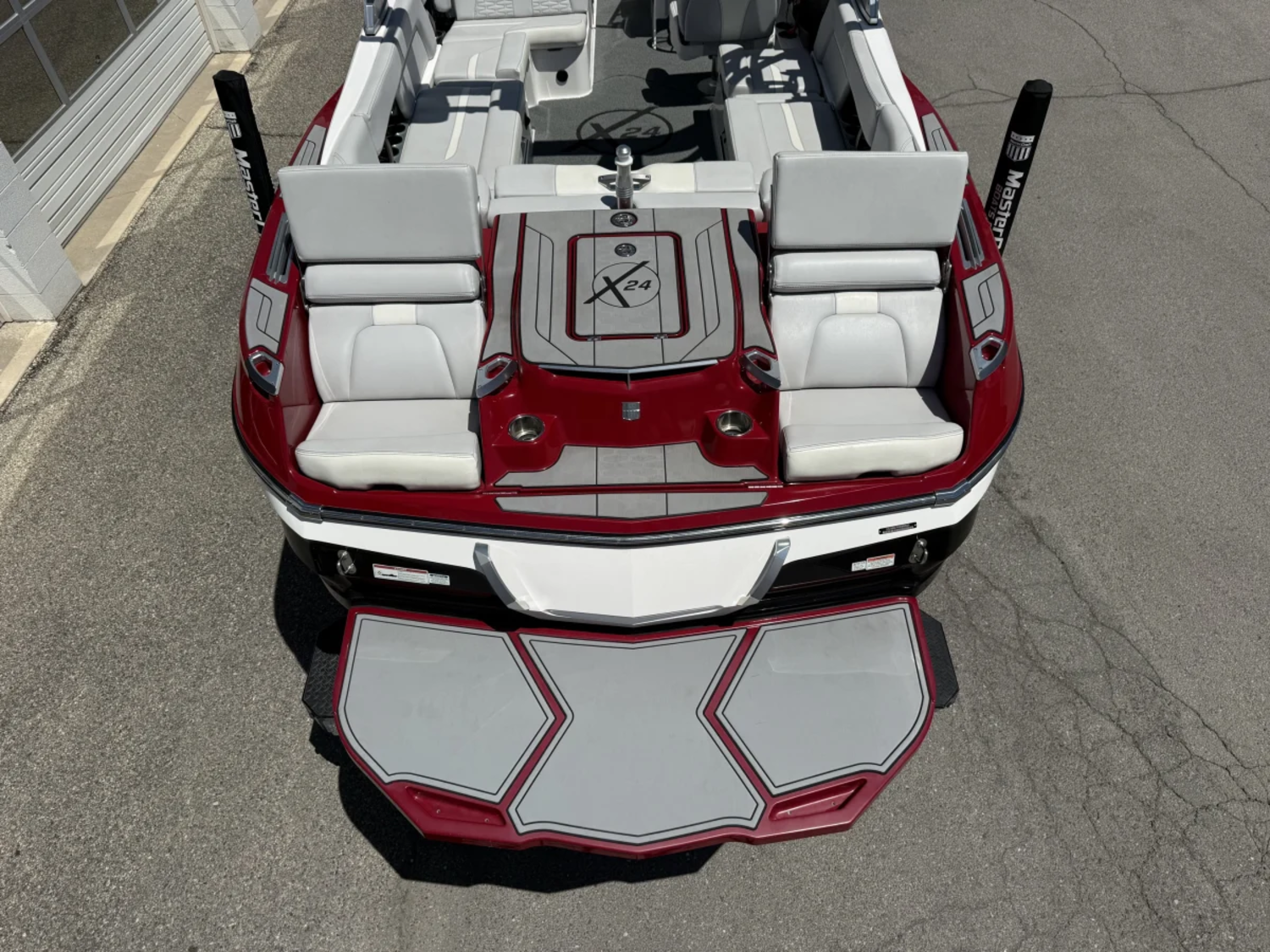 2020 24' MasterCraft X24 Bowrider