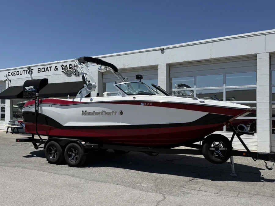 2020-mastercraft-x24-138354-image2.webp