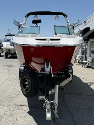 2020-mastercraft-x24-138354-image6.webp