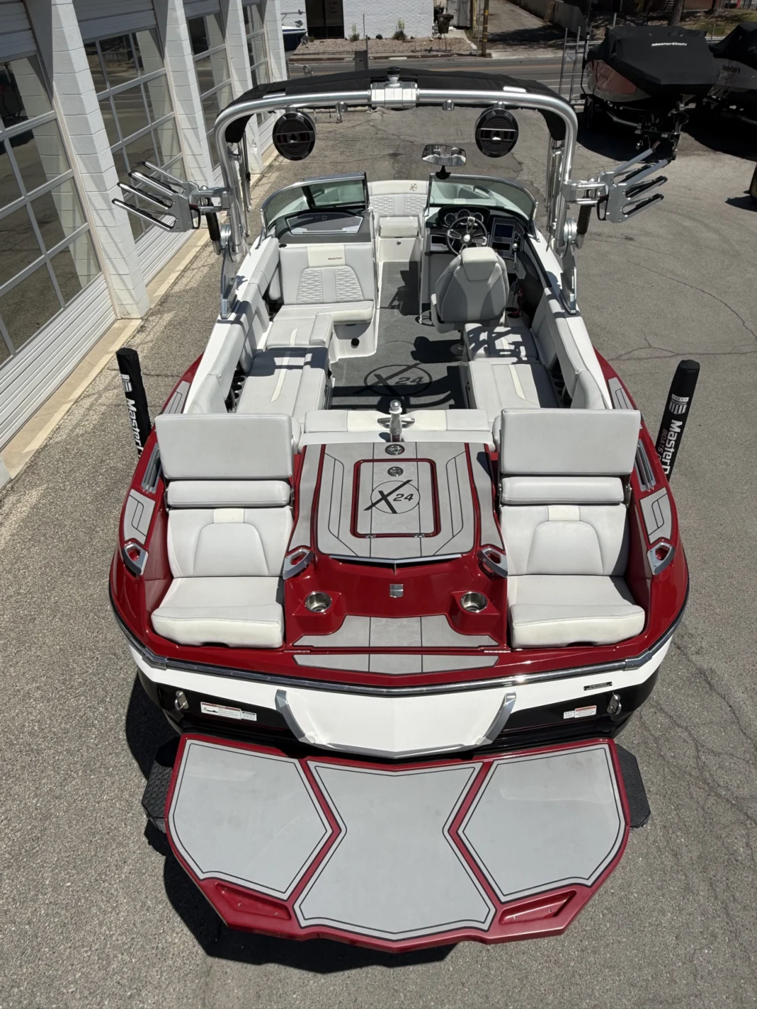 2020 24' MasterCraft X24 Bowrider