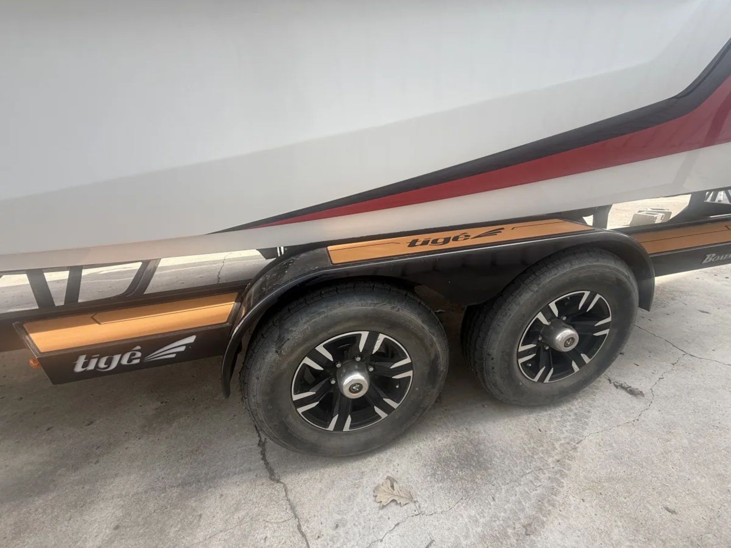 2019 Tige ZX5
