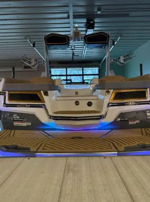 2025-mastercraft-x-star-138365-image5.webp