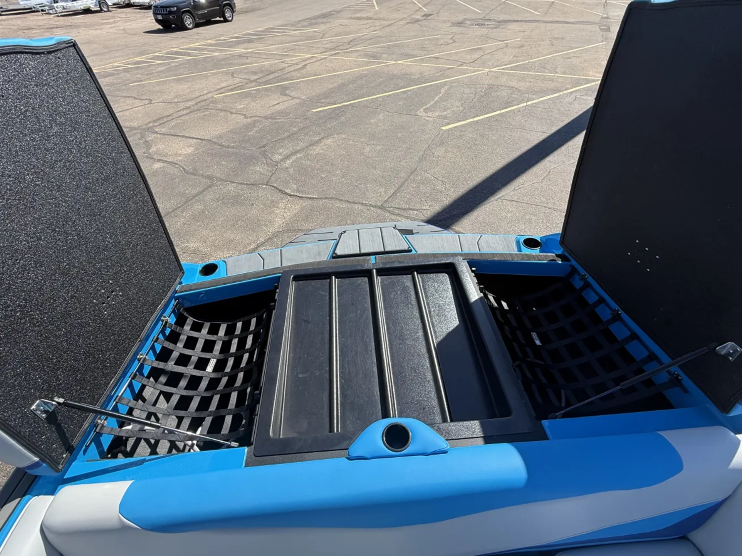 2020 AXIS T23 WAKE BOAT