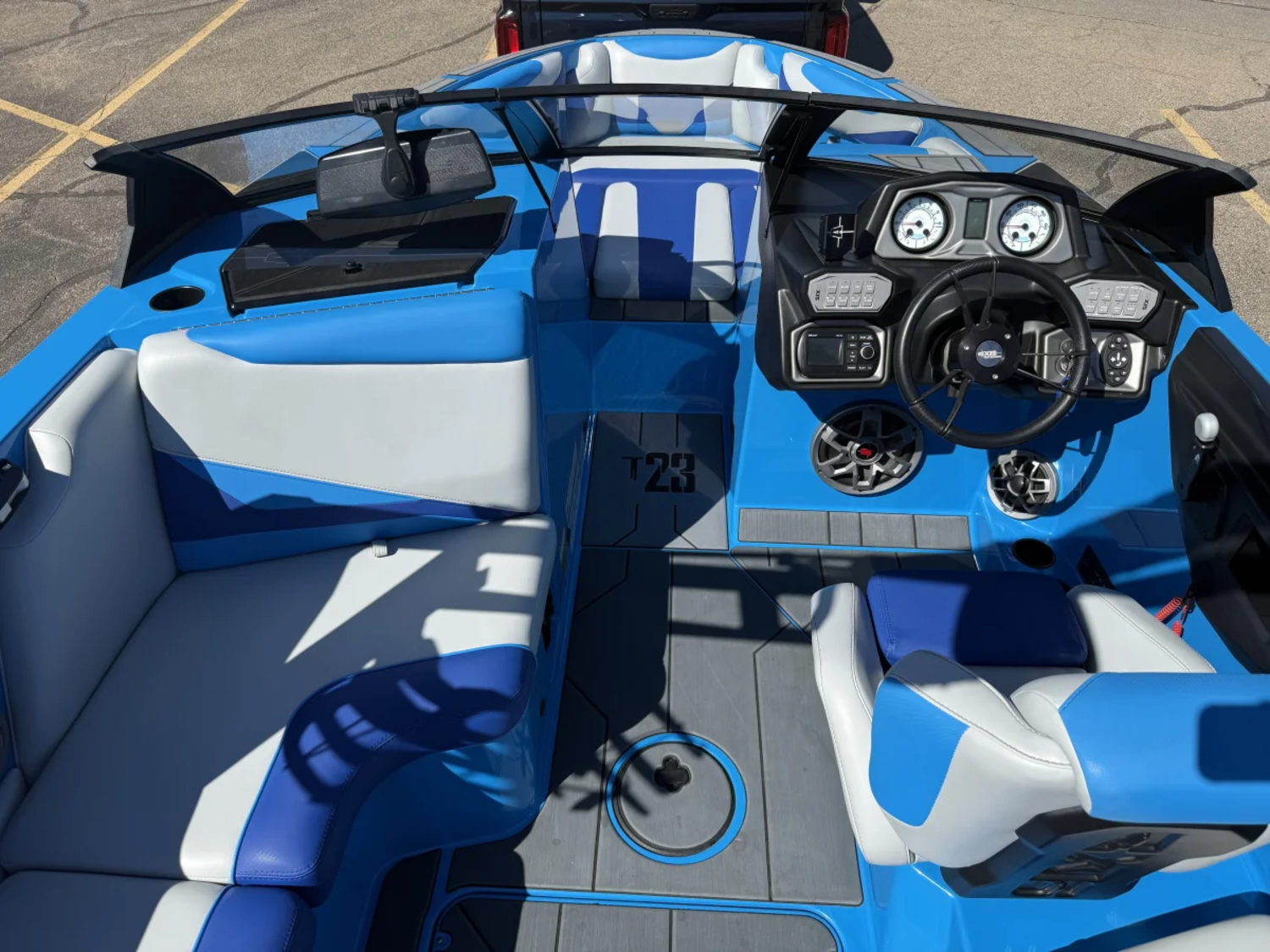 2020 AXIS T23 WAKE BOAT