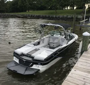 2018-mastercraft-xt25-138380-image15.webp