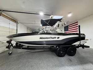2021-mastercraft-xt23-138384-image0.webp