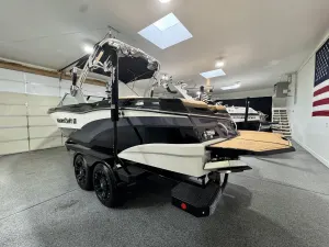 2021-mastercraft-xt23-138384-image2.webp