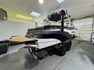 2021-mastercraft-xt23-138384-image3.webp