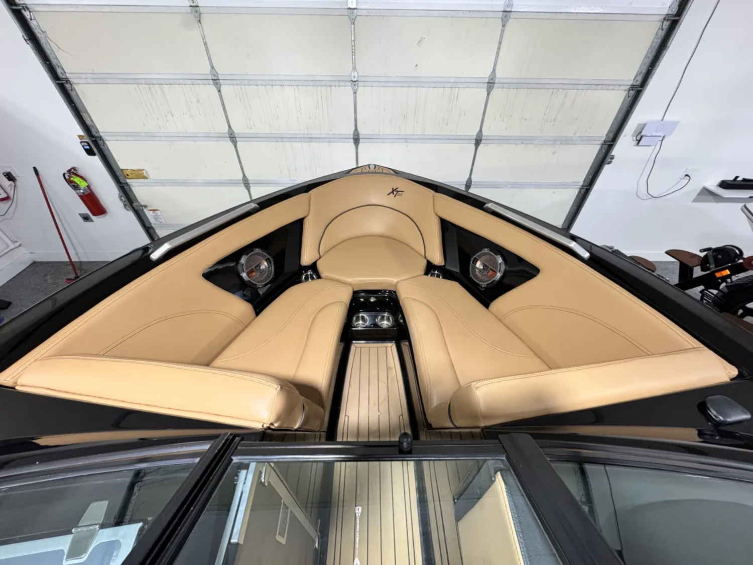 2021 MasterCraft XT23 Ilmor 6.0L 119 Hours One Owner