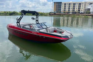 2019-moomba-max-138390-image7