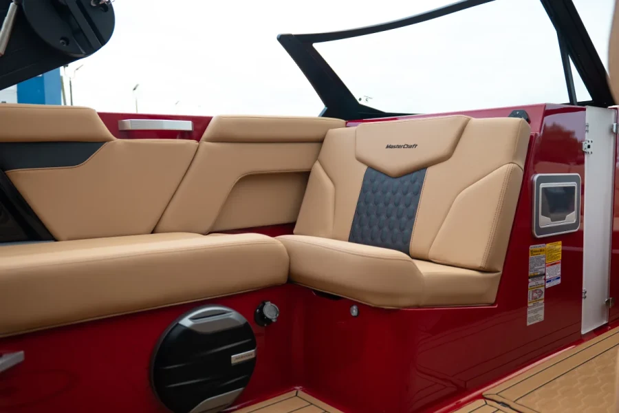 2026-mastercraft-xt23-138401-image11.webp