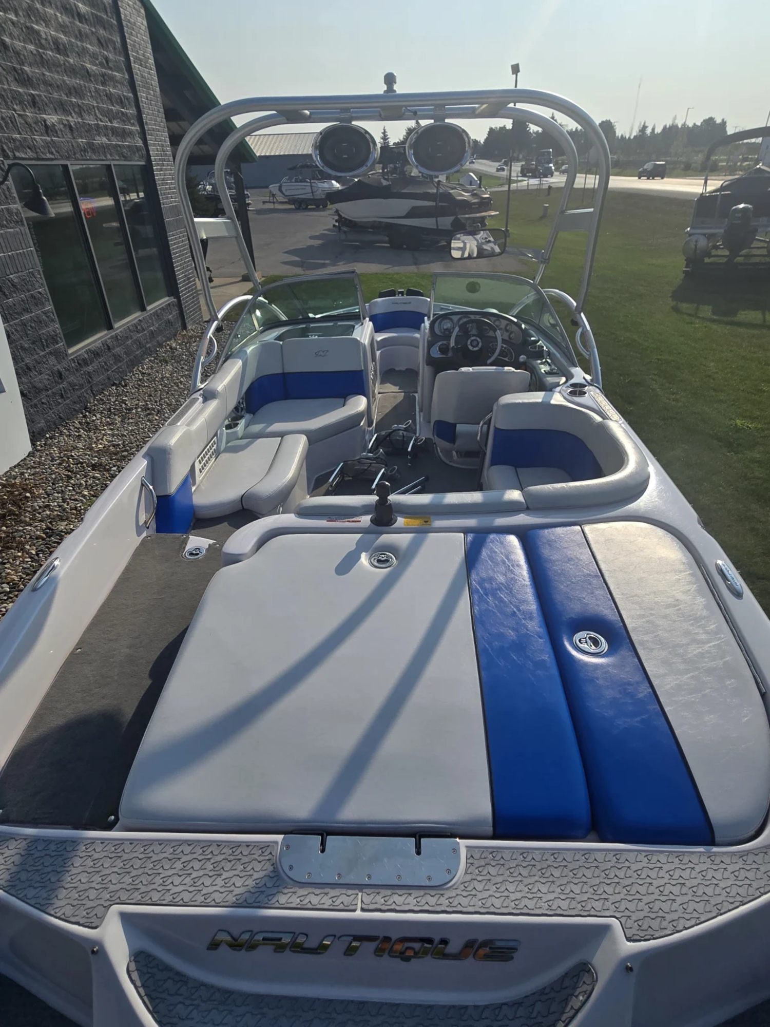2008 NAUTIQUE CROSSOVER 211