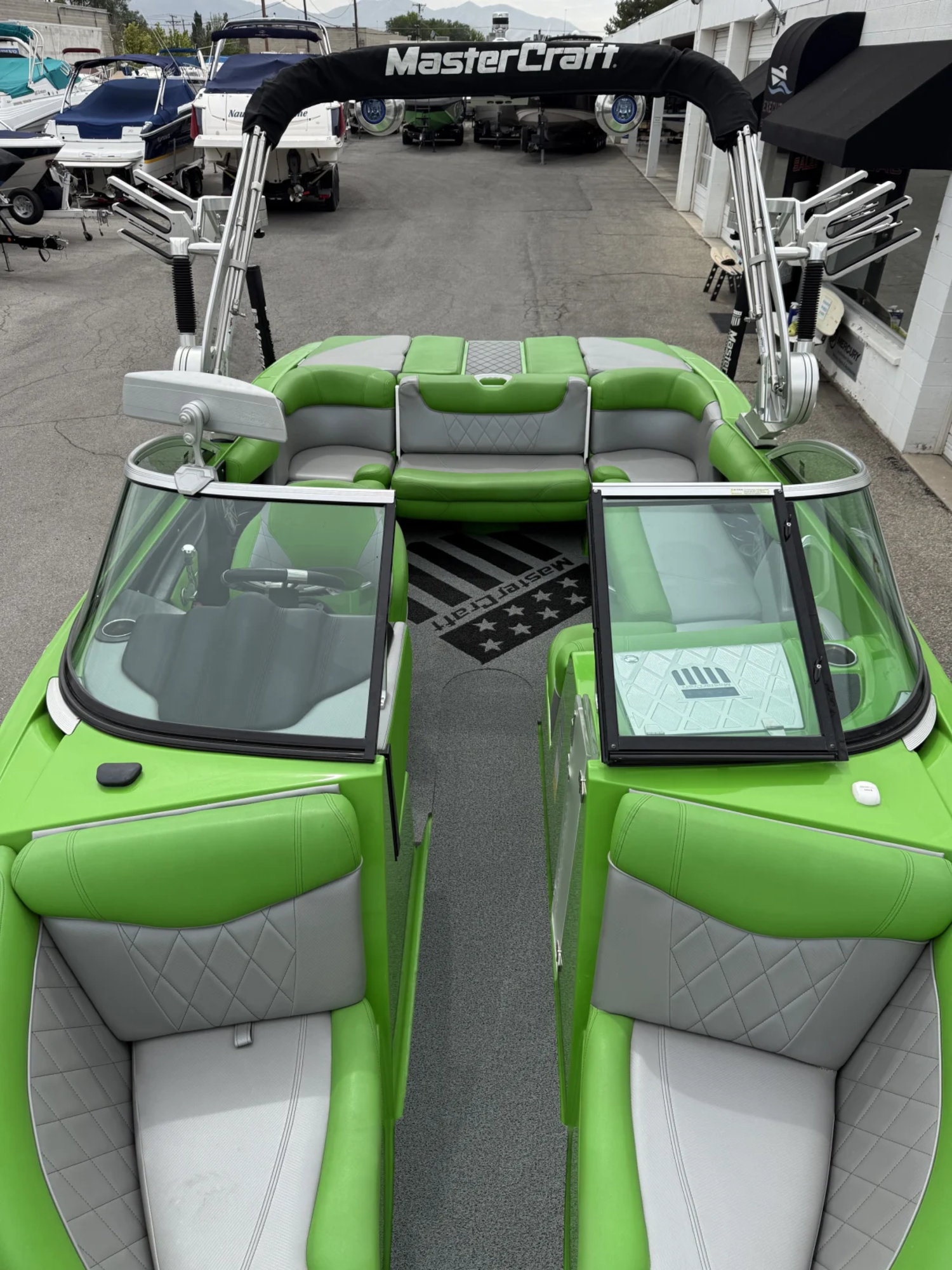 2014 21' MasterCraft X10 Bowrider