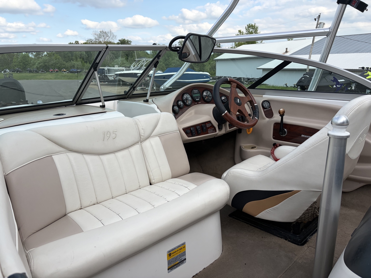 2000 MasterCraft 195 Pro Star