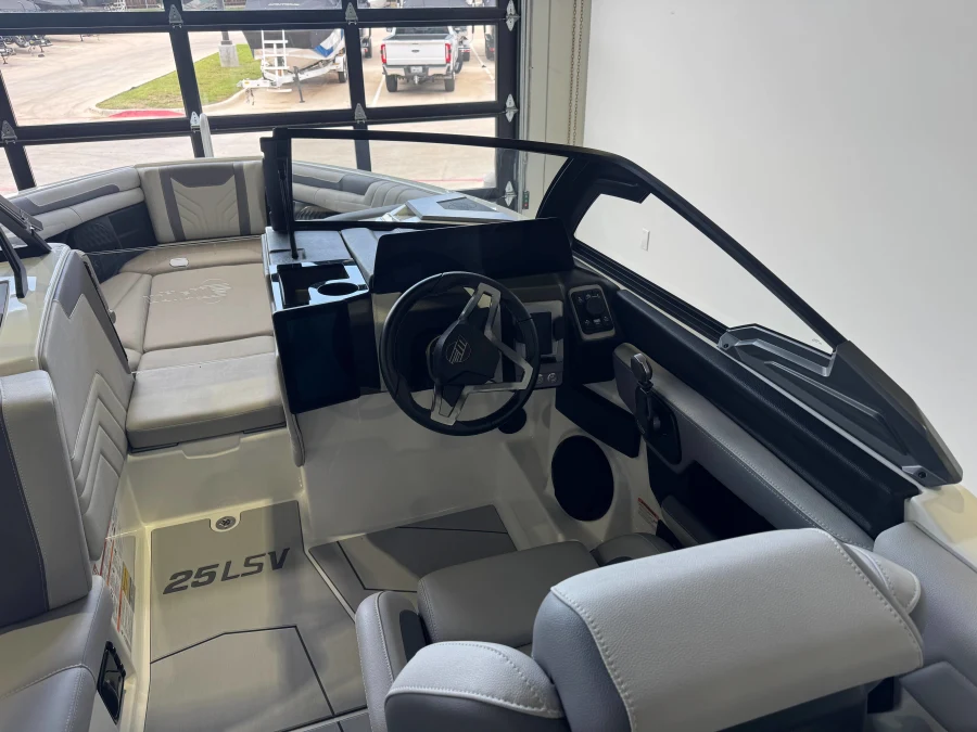2026-malibu-wakesetter-25-lsv-138445-image24