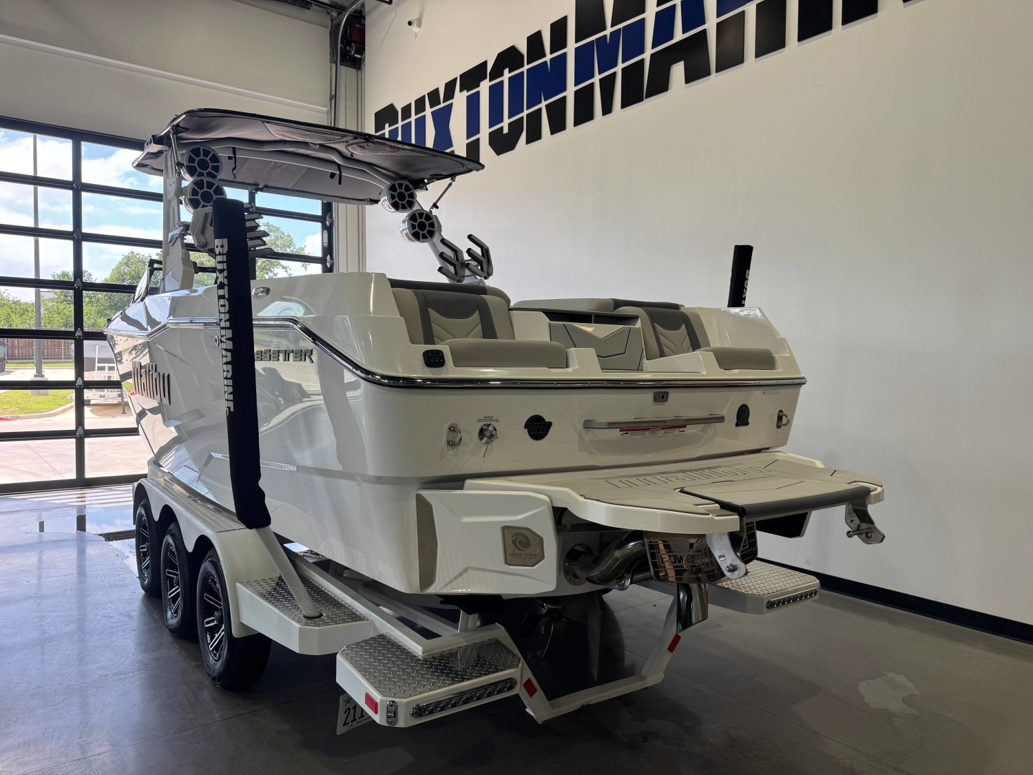 2026 Malibu Wakesetter 25 LSV