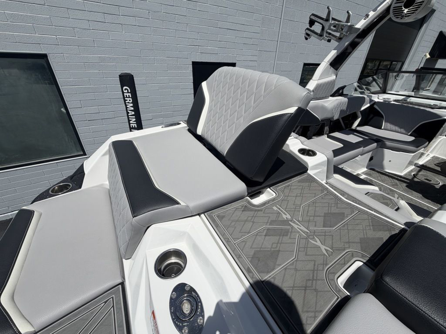 2022 Tige 22RZX