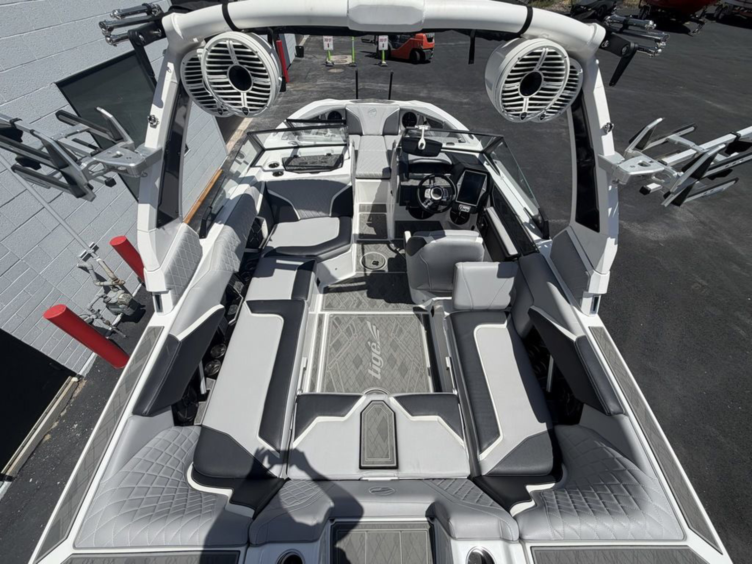 2022 Tige 22RZX