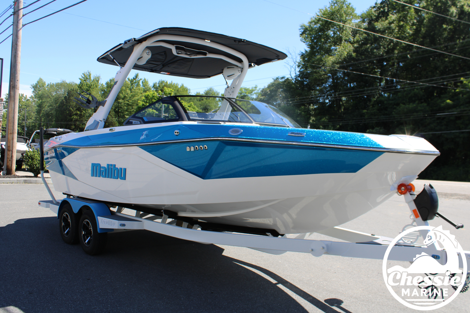2026 Malibu 23 LSV