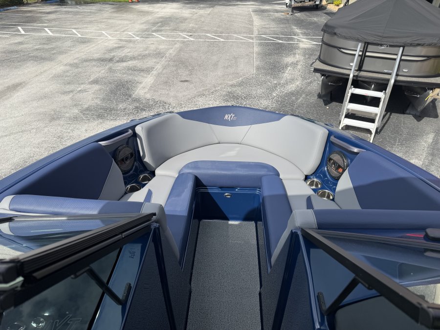 2023-mastercraft-nxt21-138453-image13