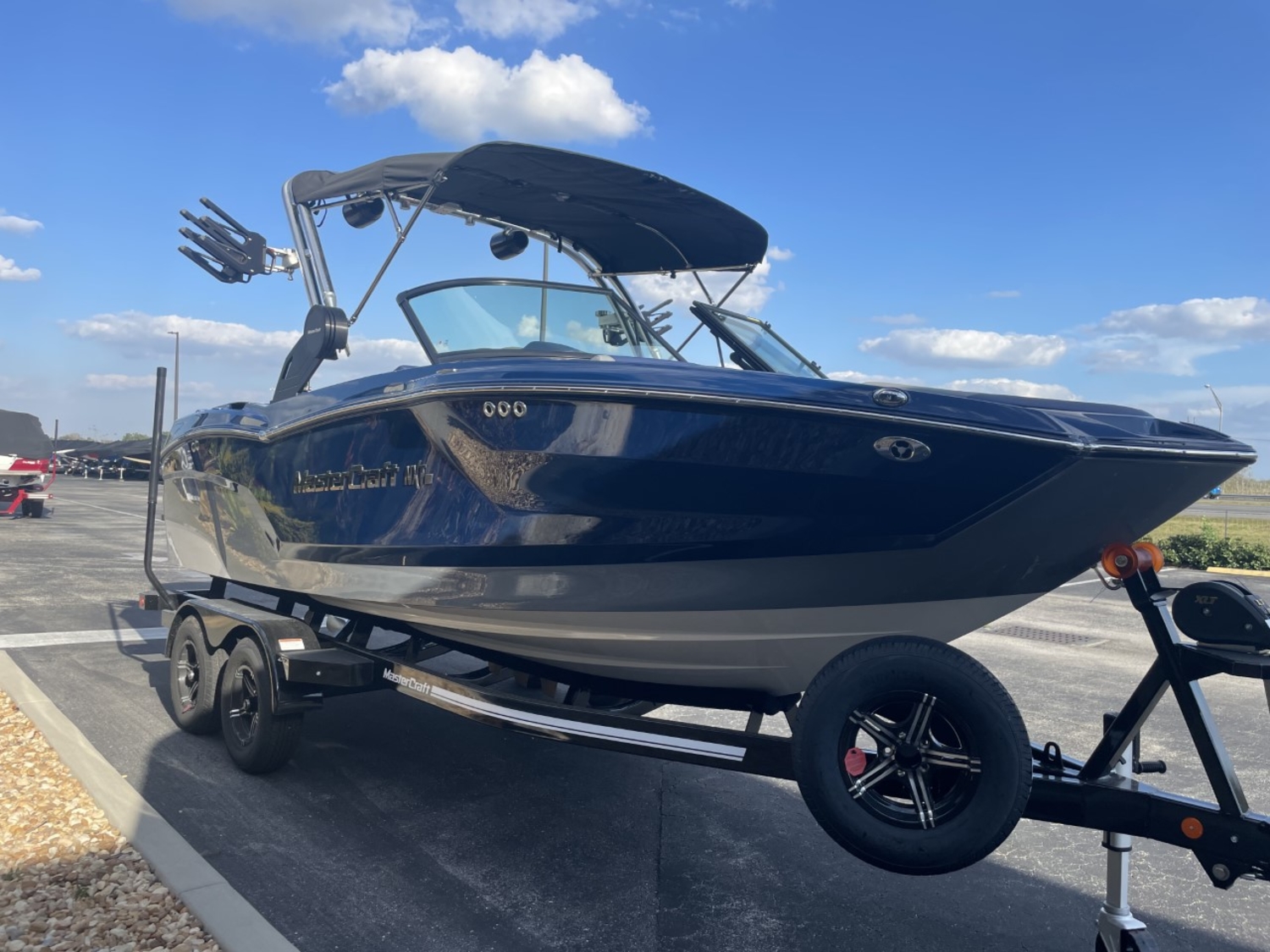 2023 MasterCraft NXT21