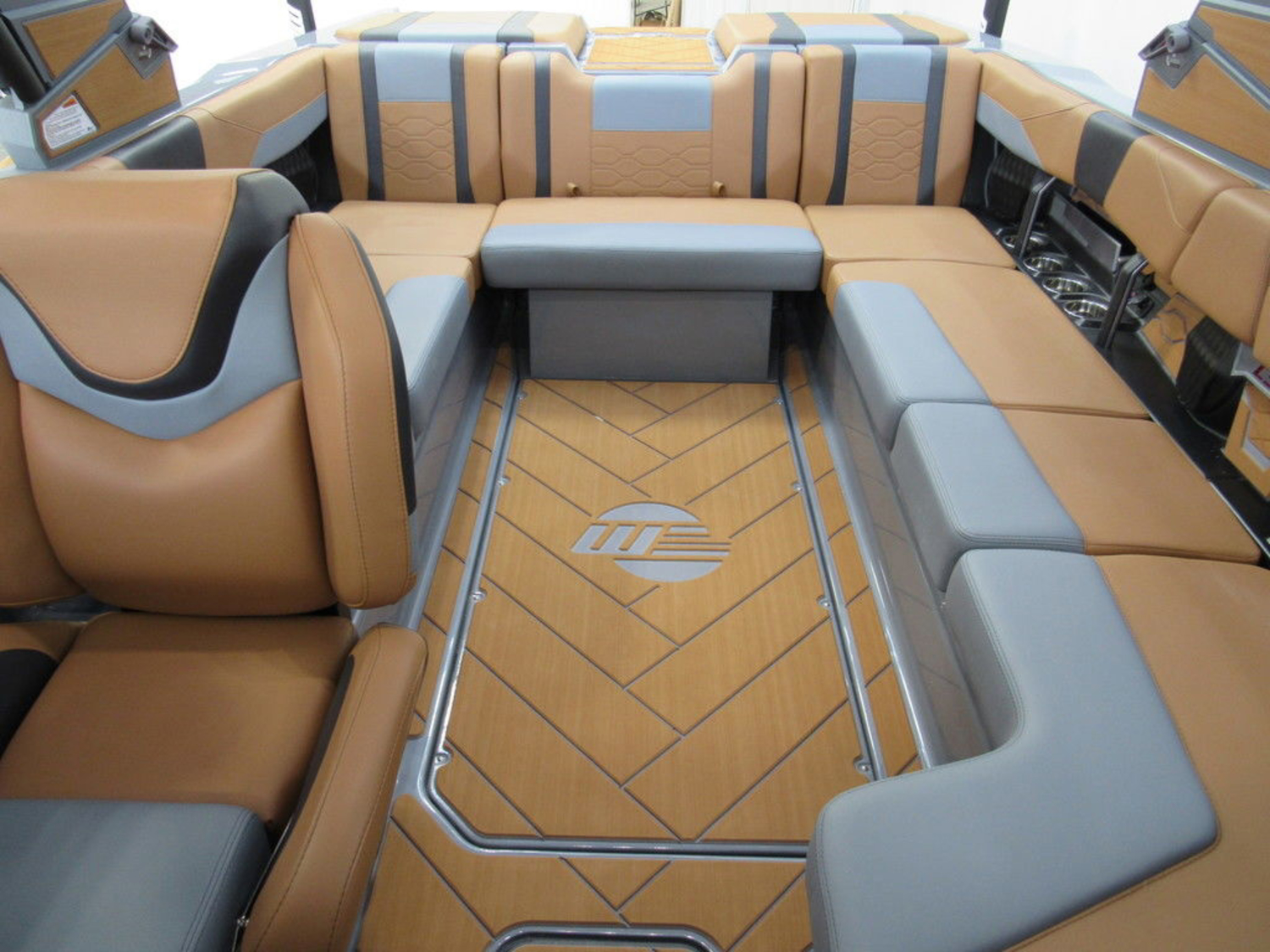 2026 Malibu Boats 23 LSV