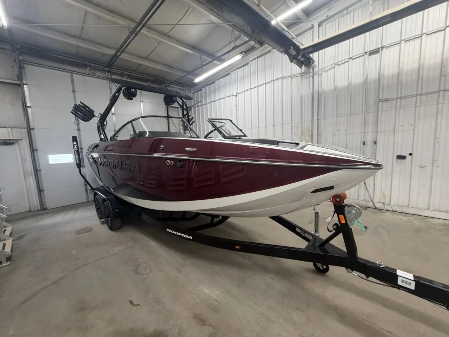 2026-moomba-craz-129715-image9