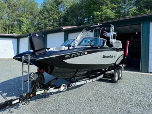 2015-mastercraft-x23-138542-image0.webp
