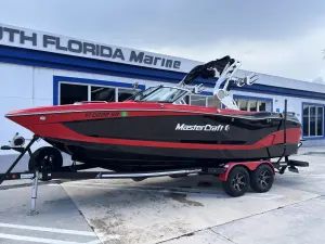2020-mastercraft-x24-140166-image0.webp