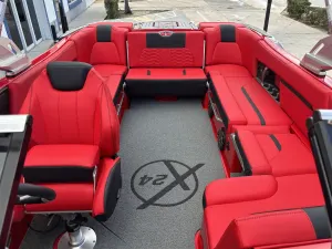 2020-mastercraft-x24-140166-image12.webp
