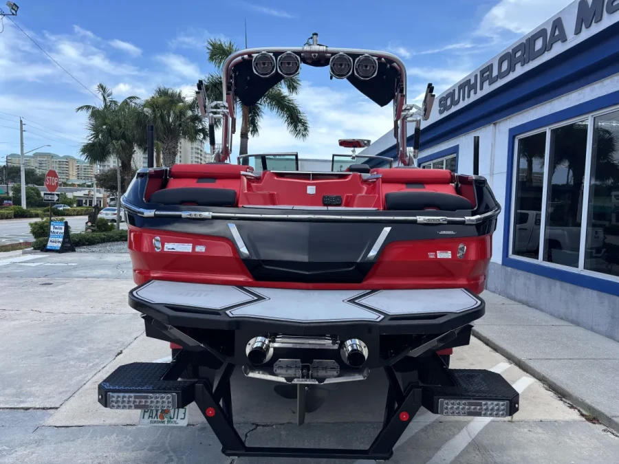 2020-mastercraft-x24-140166-image4.webp