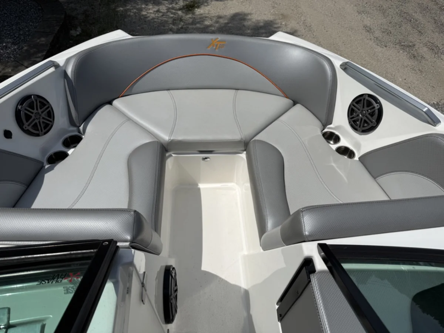 2017 MasterCraft XT20