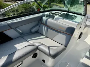 2017-mastercraft-xt20-140168-image5.webp