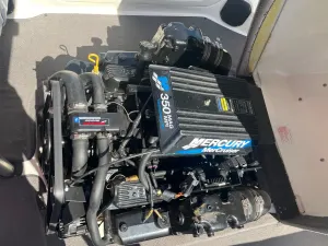 2000 Centurion Eclipse Icon