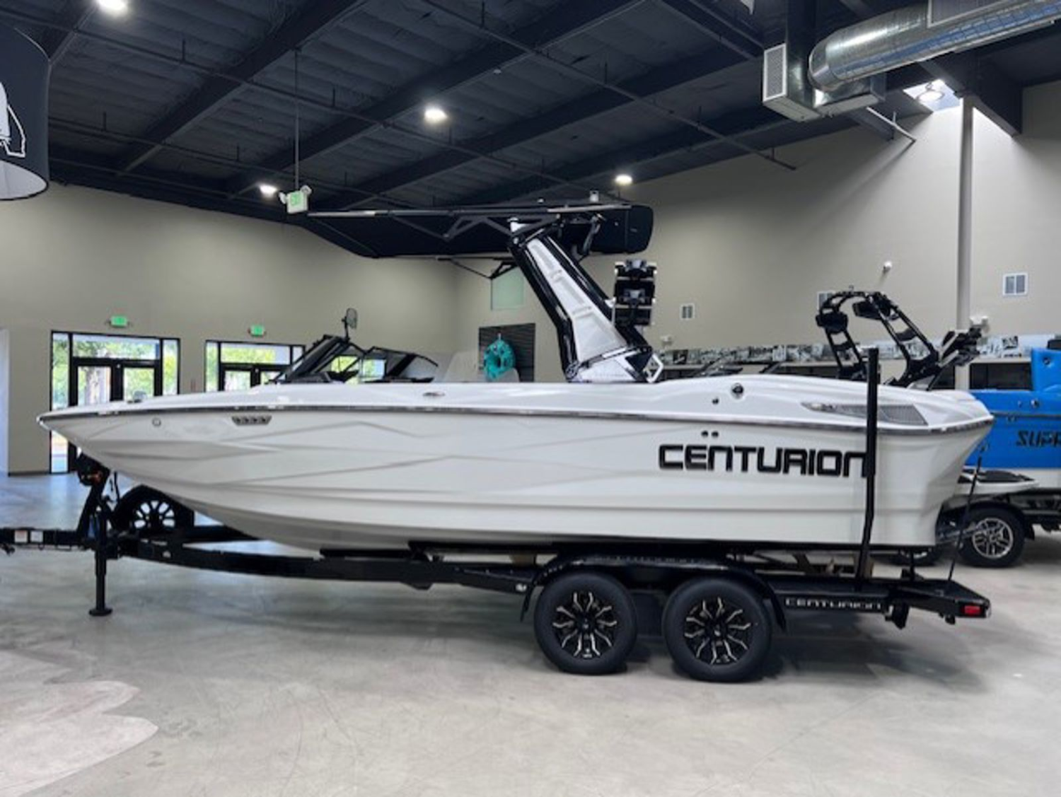 2025 Centurion Nv 233