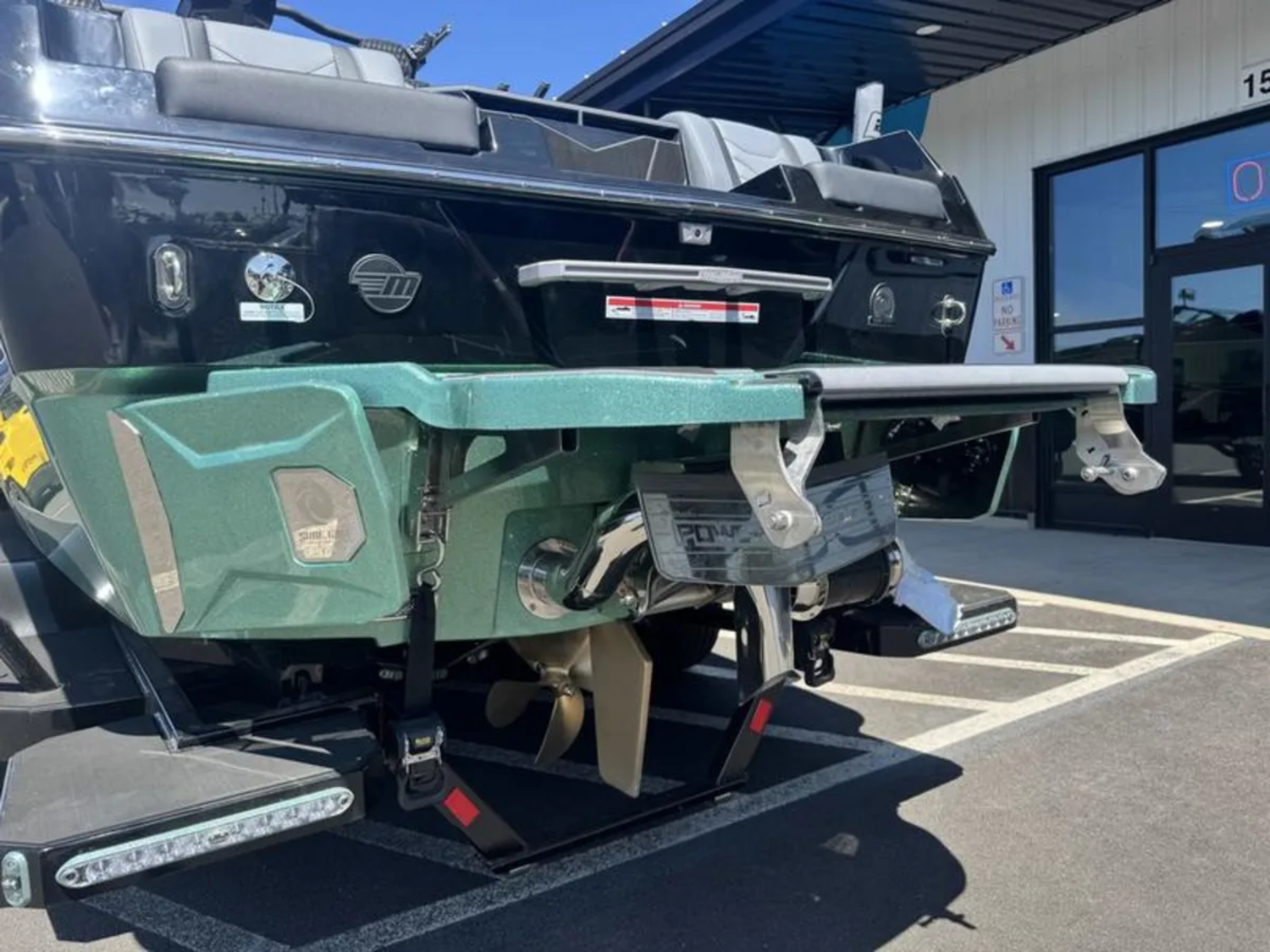 NEW 2025 Malibu 25LSV
