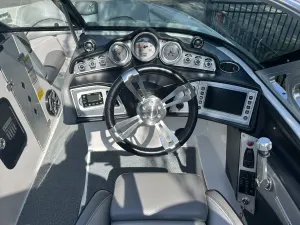 2016-mastercraft-x20-140197-image18