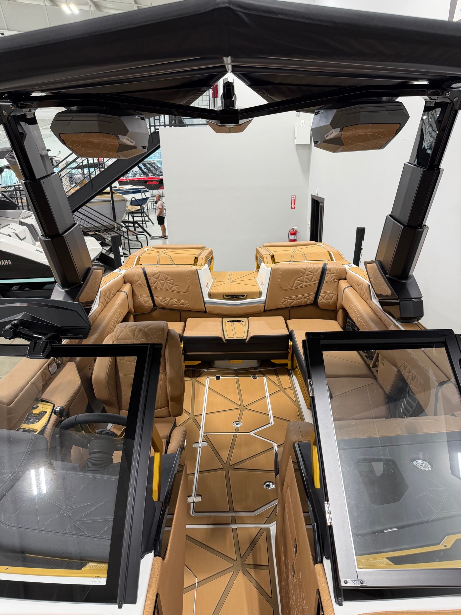 2026 Nautique Paragon G23