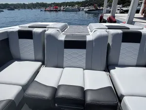 2026-malibu-wakesetter-23-lsv-140213-image10