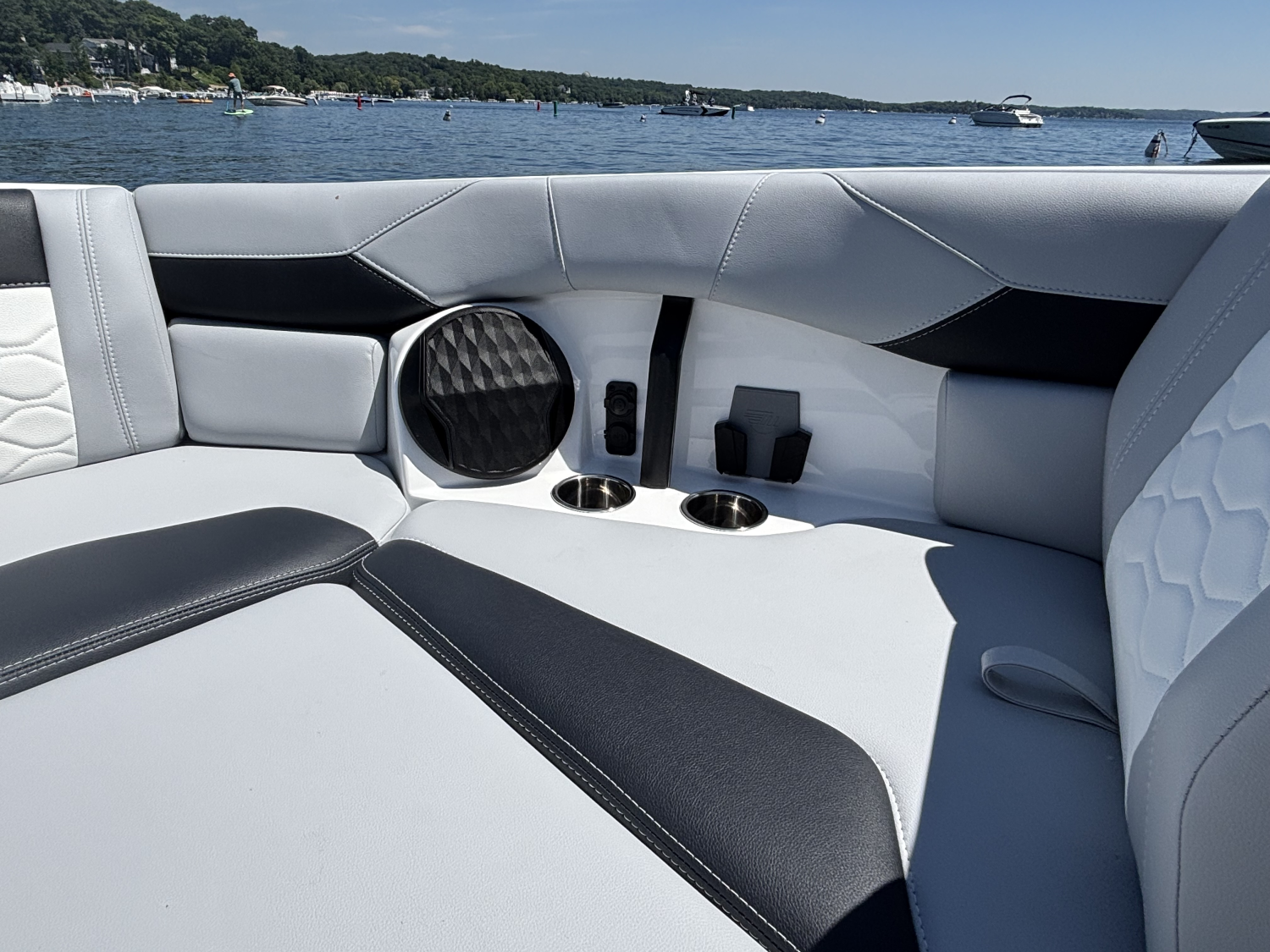 2026 Malibu 23LSV