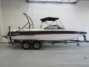 2000-malibu--140219-image1