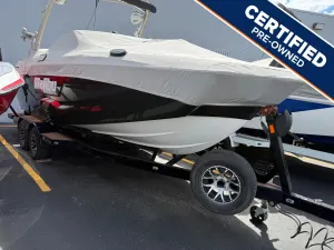 2023-malibu-wakesetter-22-lsv-140828-image1