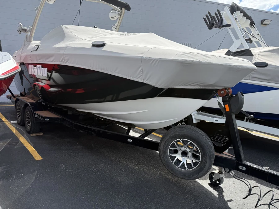 2023-malibu-wakesetter-22-lsv-140828-image3