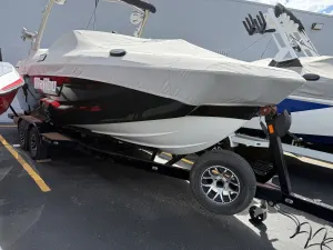 2023-malibu-wakesetter-22-lsv-140828-image3