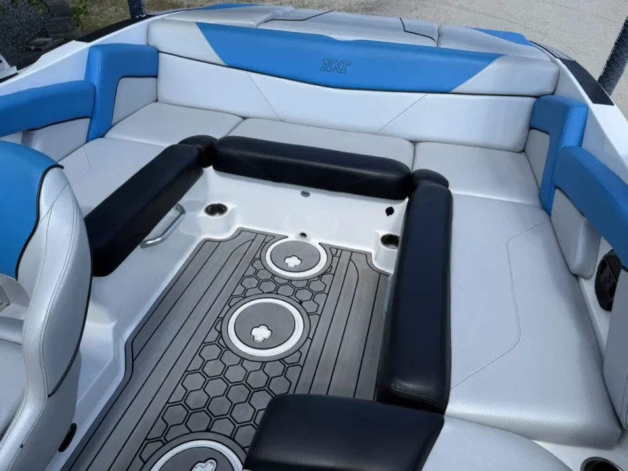 2019-mastercraft-nxt20-140849-image7.webp