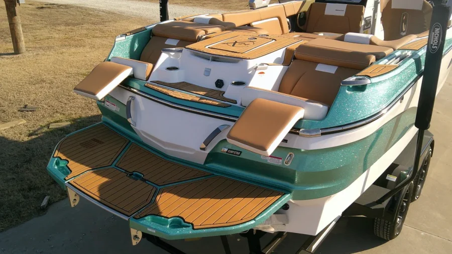 2025-mastercraft-x24-140851-image5.webp