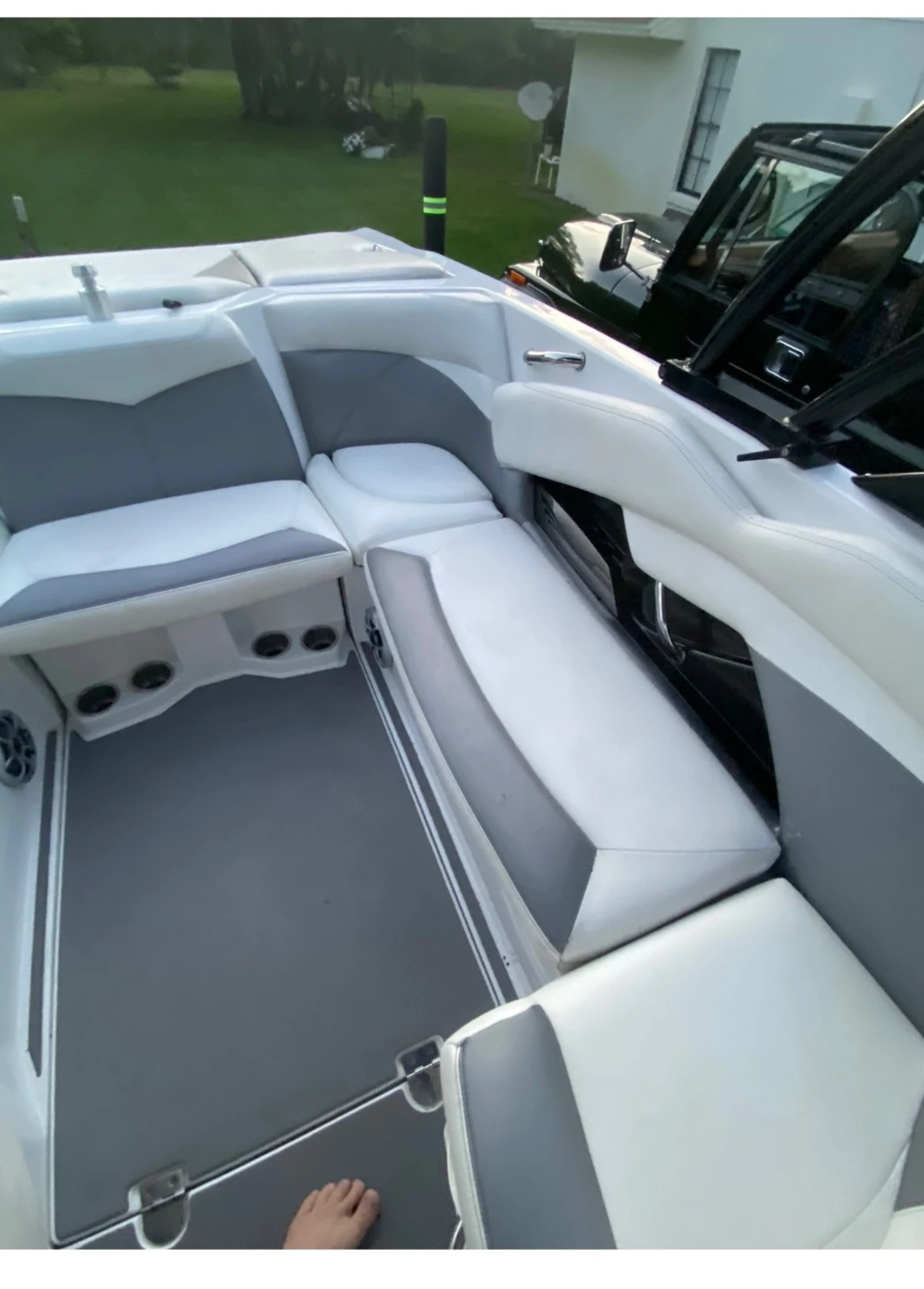 2015 Tige Boats R20
