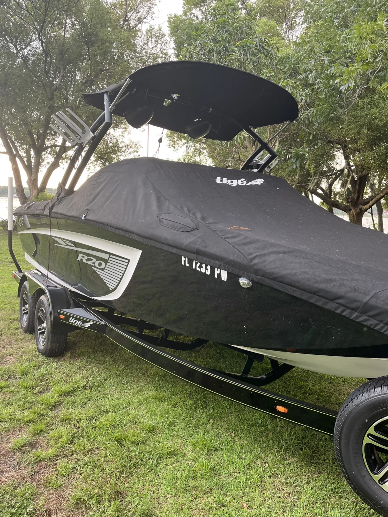 2015 Tige Boats R20