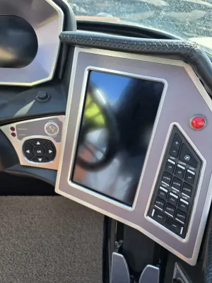 2021-mastercraft-x26-140859-image2.webp
