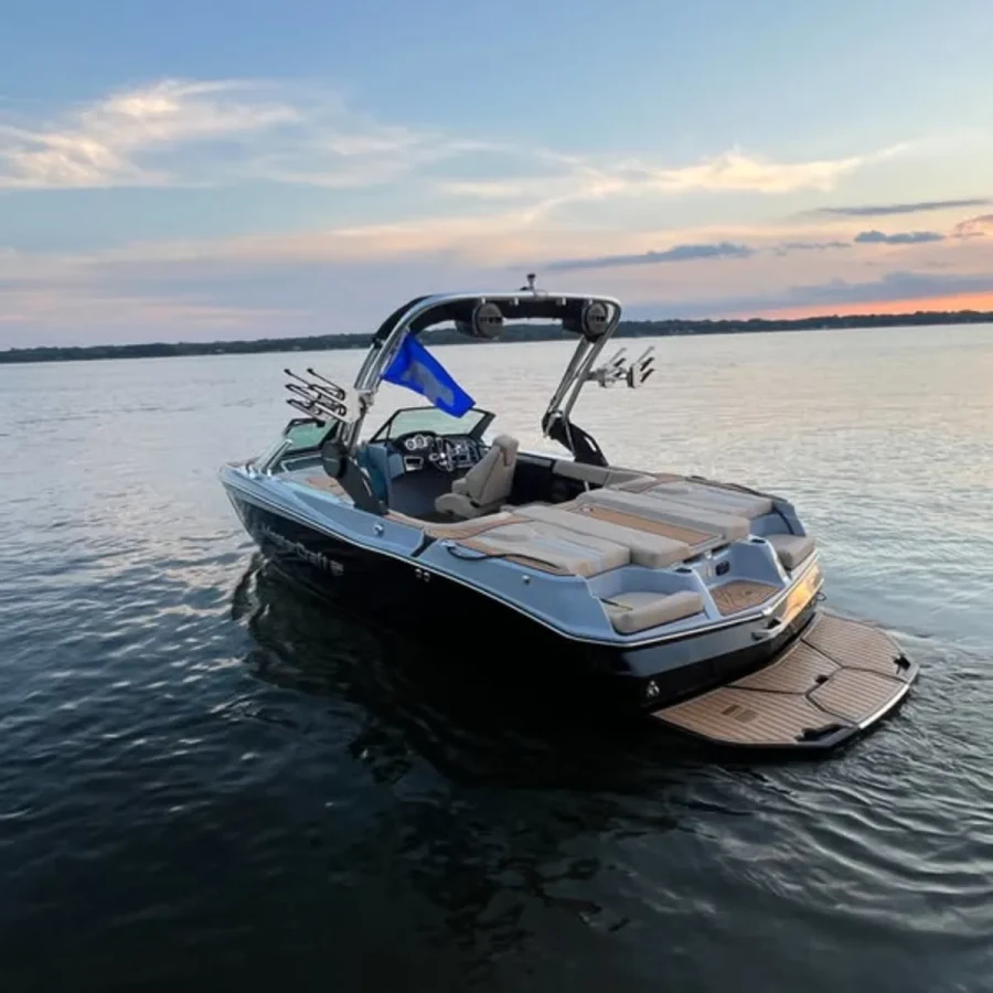 2024-mastercraft-xt20-140865-image1.webp